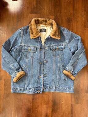 Vintage Lee Denim Faux Fur Trim Jacket Sz L Grunge Trucker Y2K